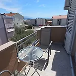 Πανσιόν Rooms-sobe Haus Magdalena Krk