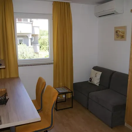 Rooms-sobe Haus Magdalena Krk 4* Krk Town