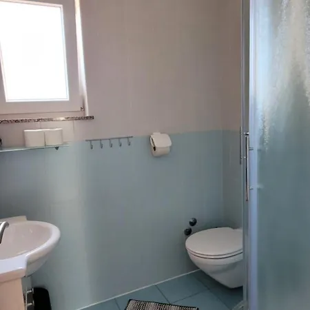 Rooms-sobe Haus Magdalena Krk