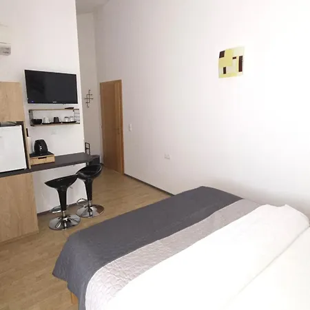 Rooms-sobe Haus Magdalena Krk Affittacamere 4*