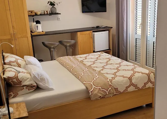Rooms-sobe Haus Magdalena Krk Affittacamere Krk Town