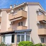 Rooms-sobe Haus Magdalena Krk Pensión Krk Town