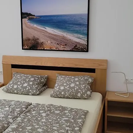 Gostinjska kuća Rooms-sobe Haus Magdalena Krk Krk Town